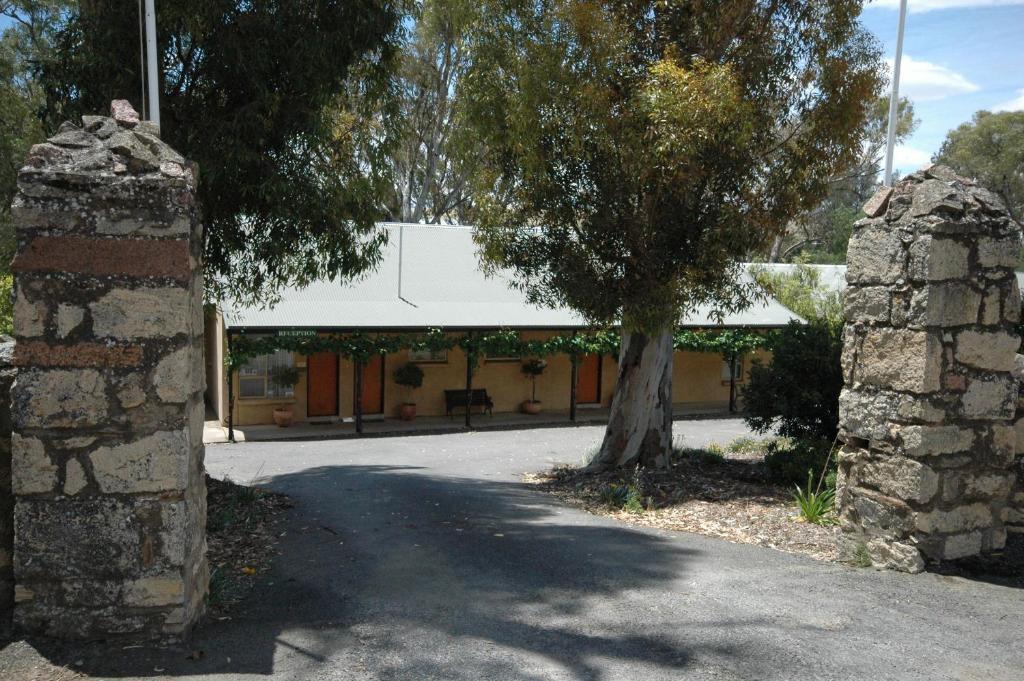 Burra Motor Inn Extérieur photo