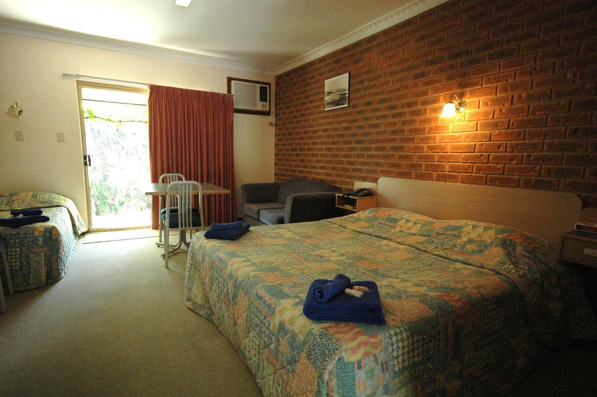 Burra Motor Inn Chambre photo